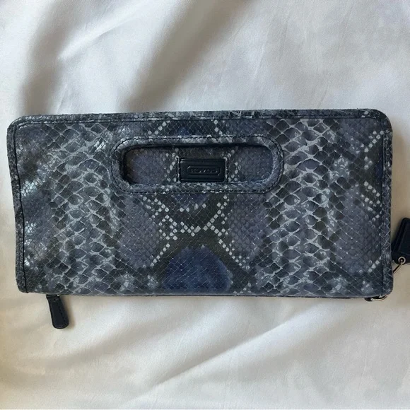 Coach Snake Print Clutch - Picture 1 of 7
